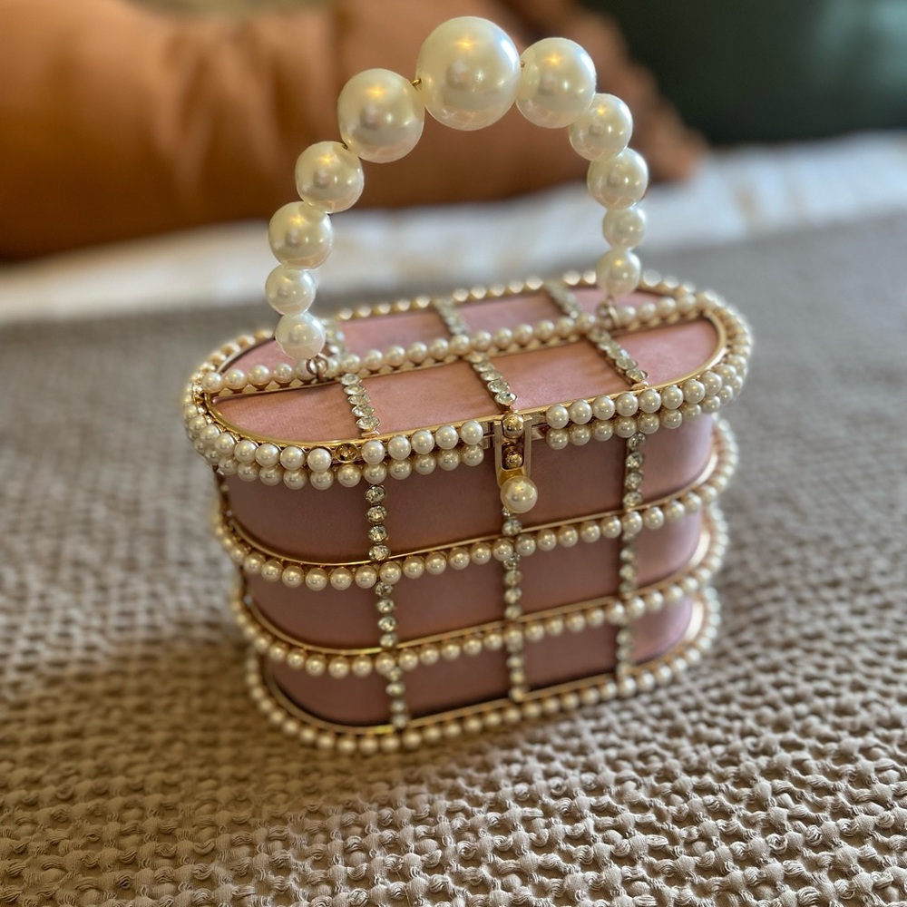 Elegant Pink Pearl-Embellished Handbag